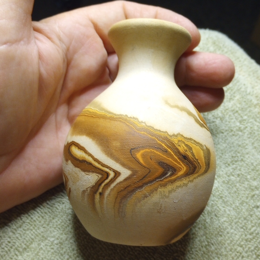 Handcrafted Tan and Brown Swirl Vase Nemadji Pottery